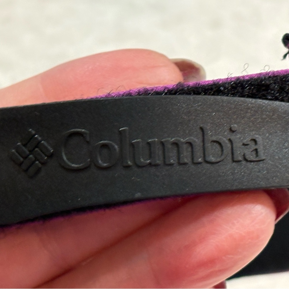 Columbia Women’s Magenta Sports Visor | One Size - Picture 4 of 4